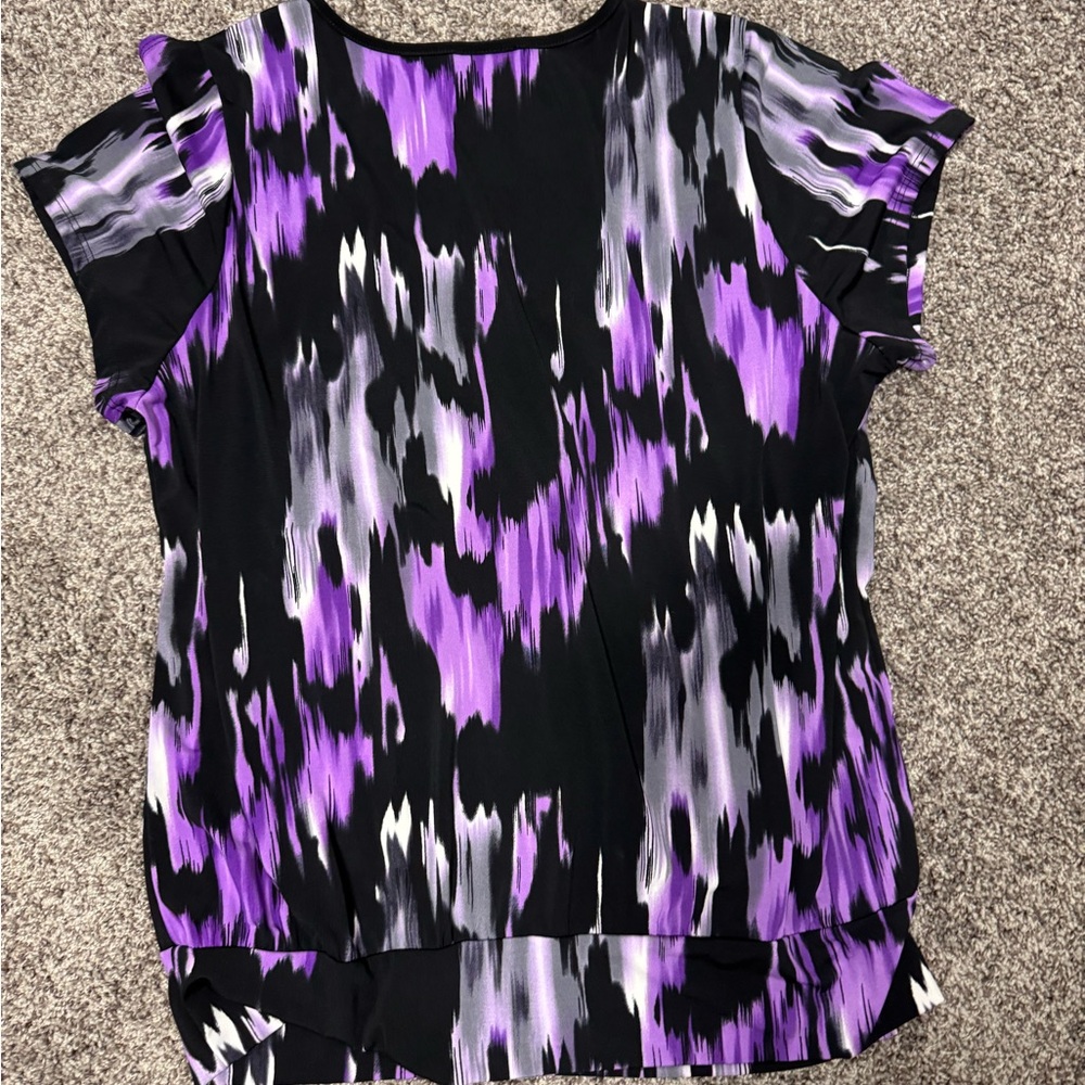 JODIFL Purple and Black Graphic Ruffled Cap Sleeve Blouse - Picture 3 of 3